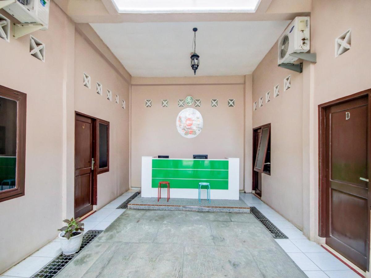 Oyo 3389 Sonya Homestay Syariah Tebing Tinggi Eksteriør bilde